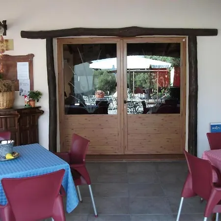 Rocce Bianche - Porticato Çiftlik konaklama