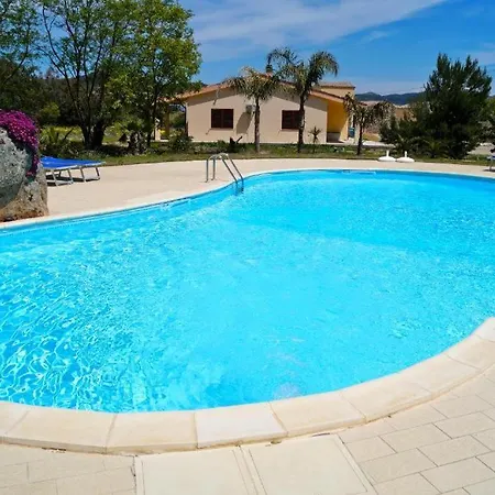 Rocce Bianche - Porticato Farm stay Arbus