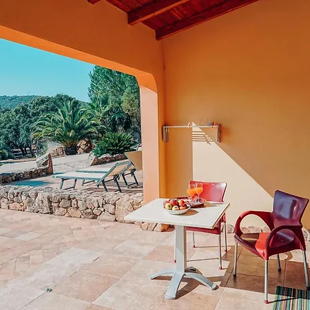 Rocce Bianche - Porticato Farm stay Arbus