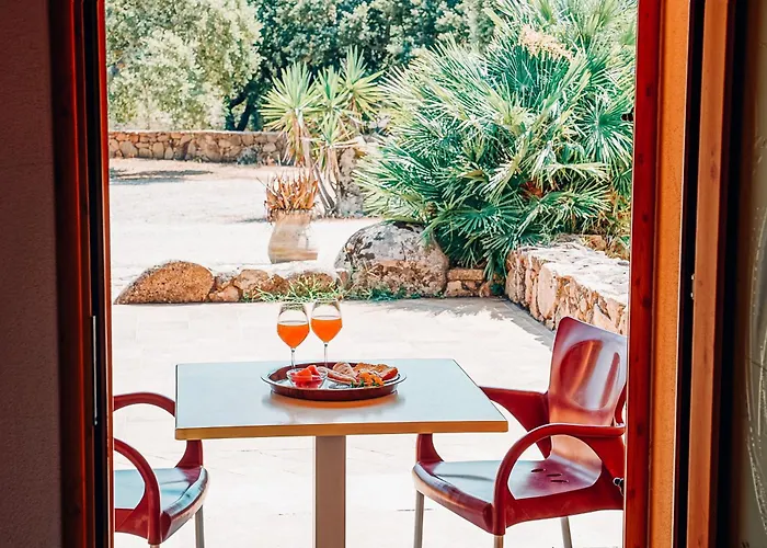 Alloggio per agriturismo Rocce Bianche - Porticato Arbus